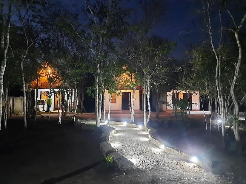 Hotel Cabanas Maalokin Coba