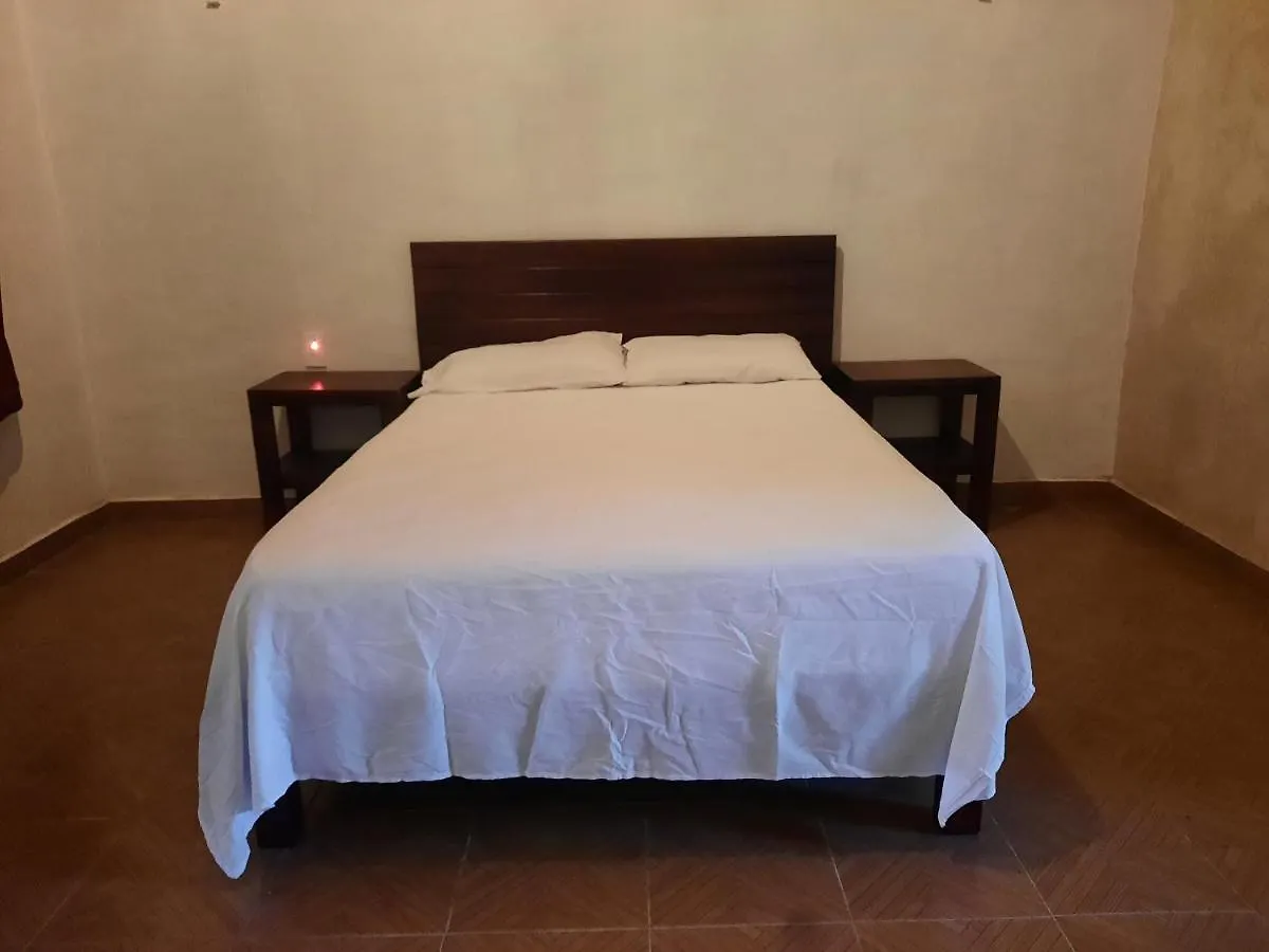 Hotel Cabanas Maalokin Coba