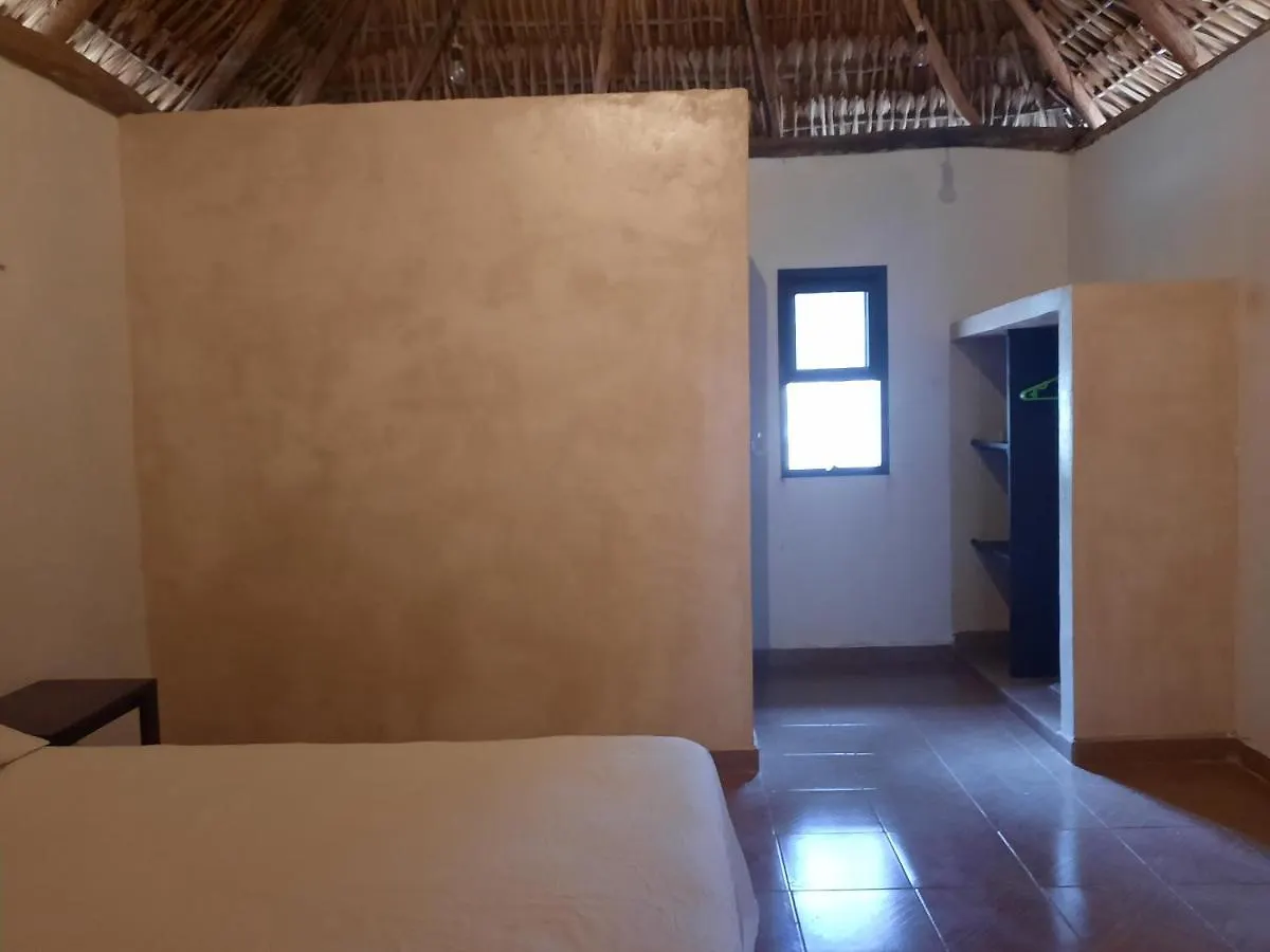 Hotel Cabanas Maalokin Coba