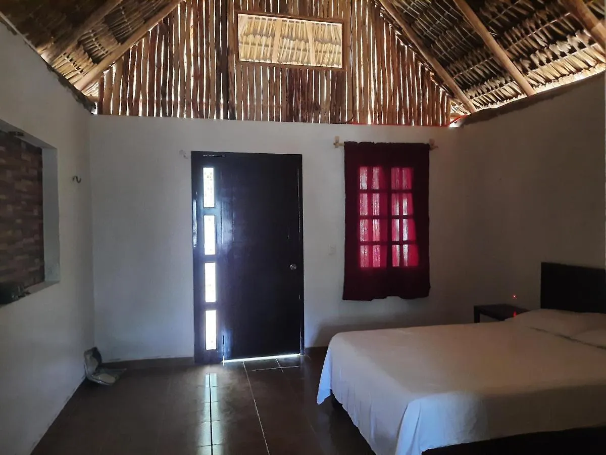 Hotel Cabanas Maalokin Coba