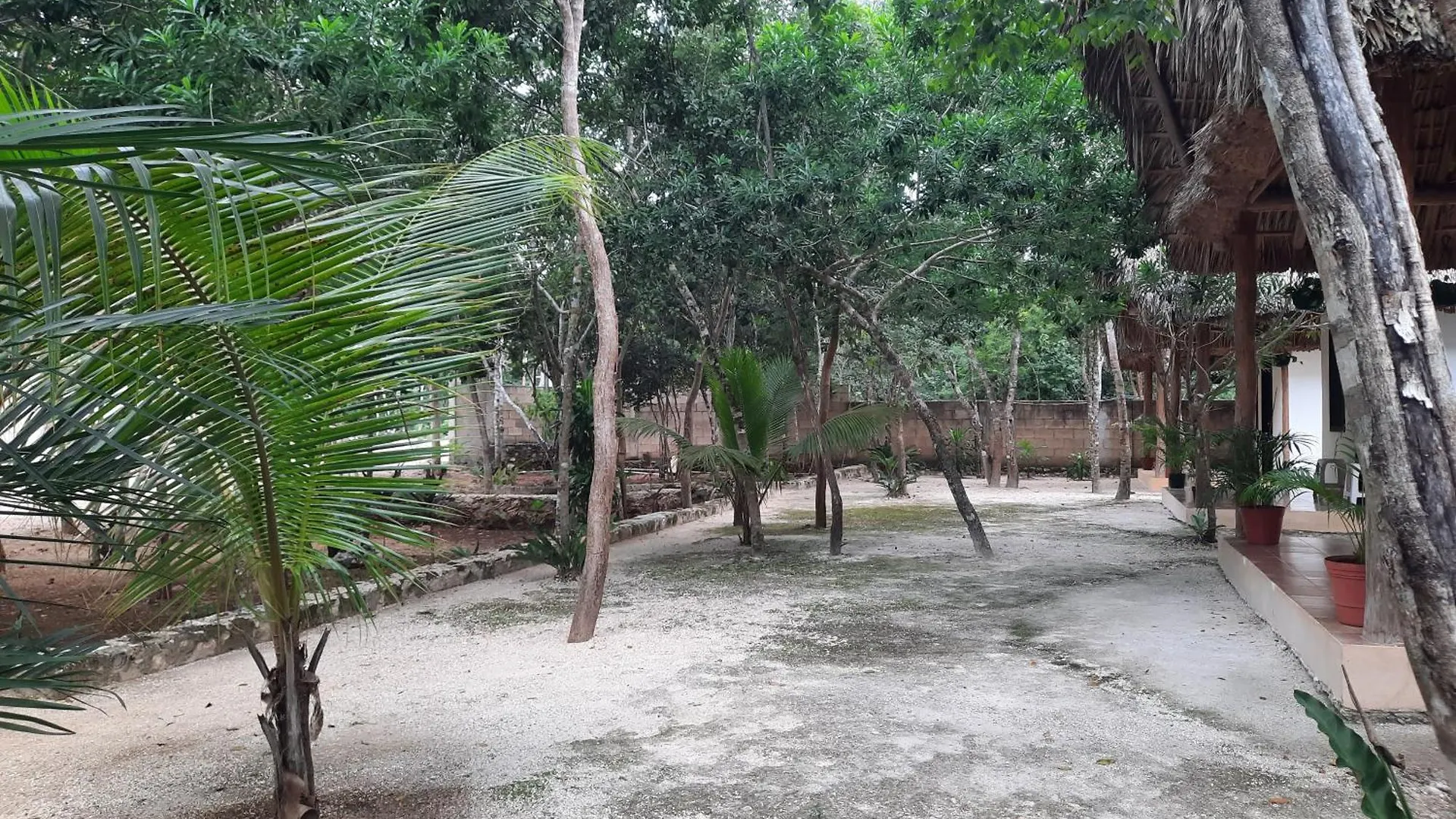 Hotel Cabanas Maalokin Coba