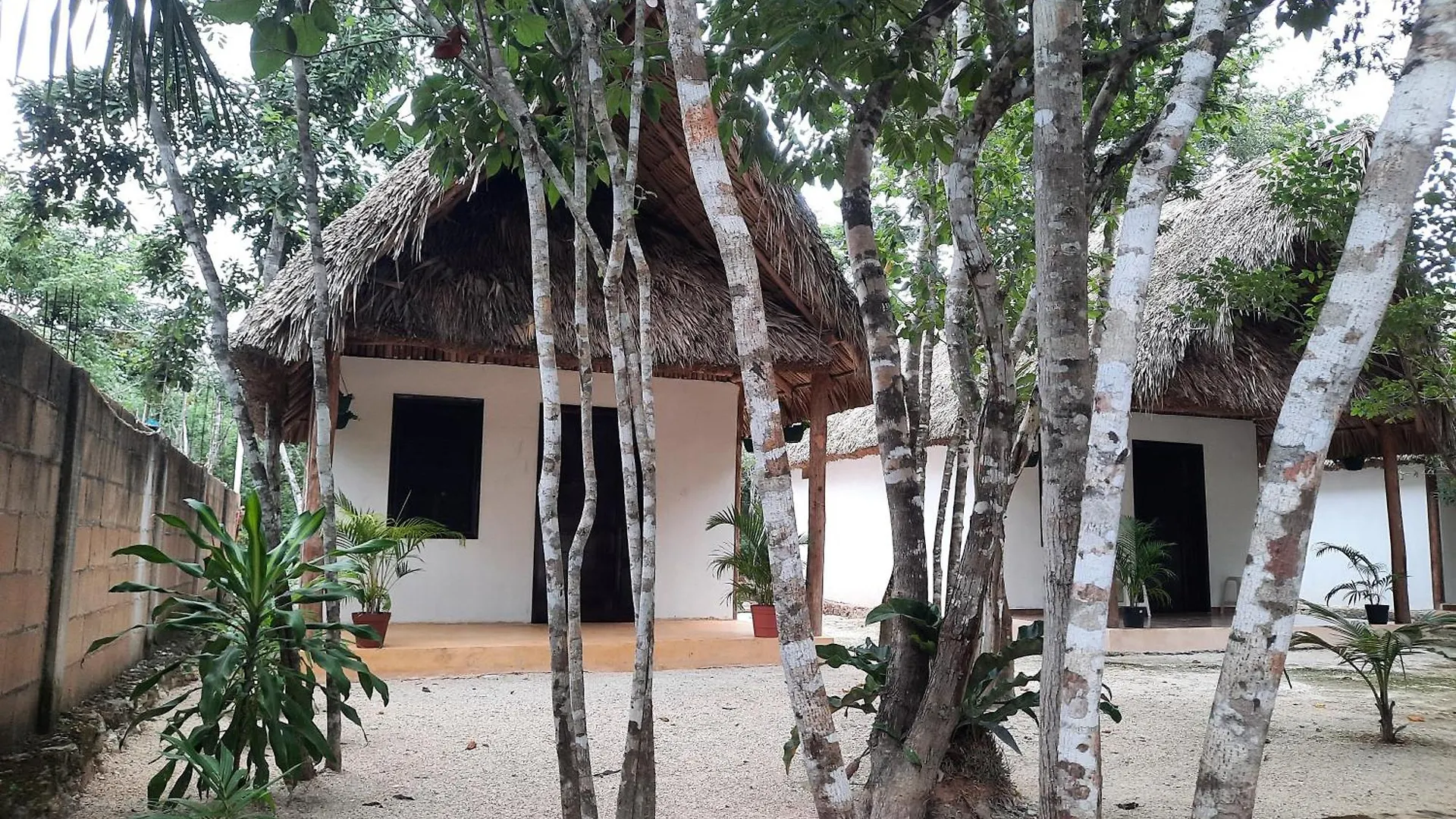 Hotel Cabanas Maalokin Coba