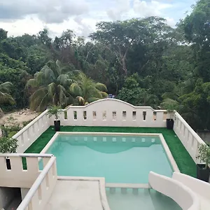 2* Hotel Sacbe